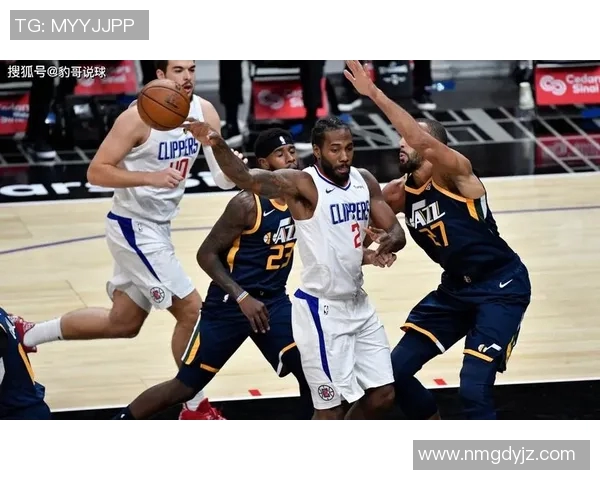 独行侠与快船山猫的巅峰对决谁将笑到最后精彩赛事前瞻分析